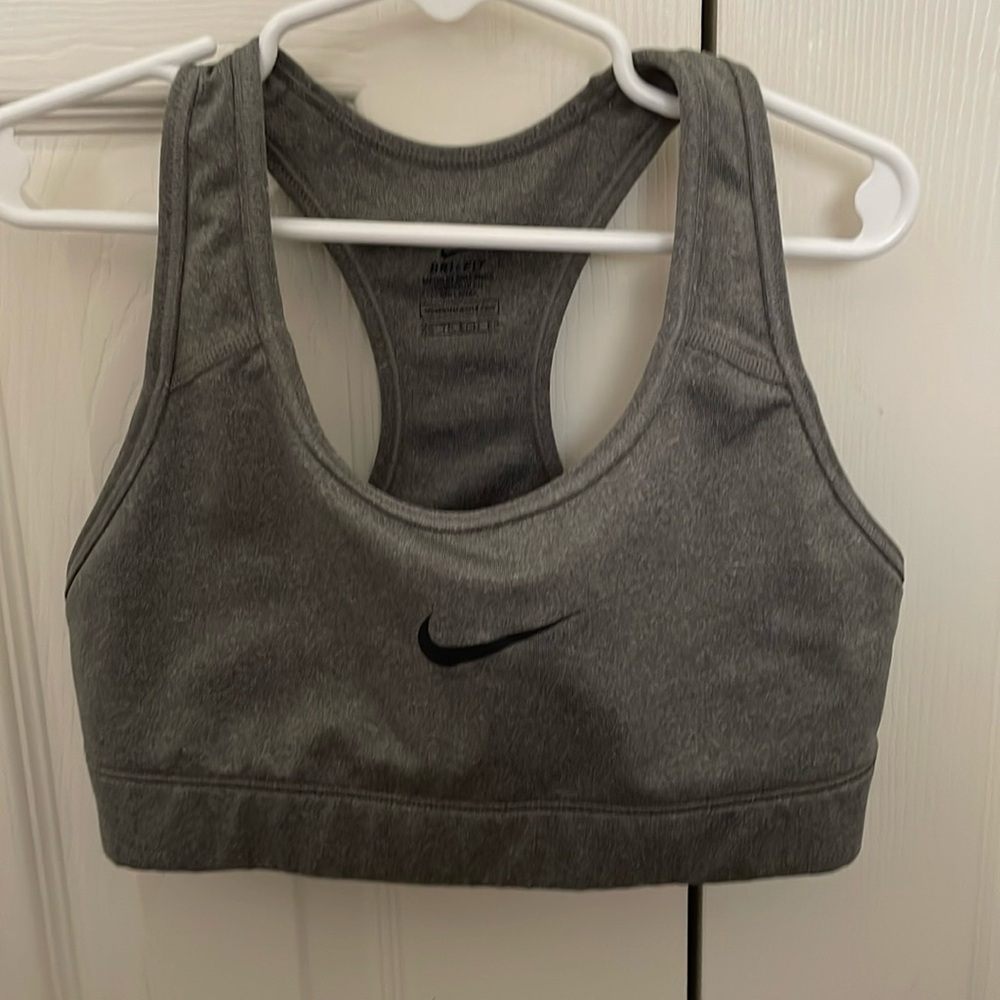 Nike Dri-Fit Women’s Sports Bra (XS)